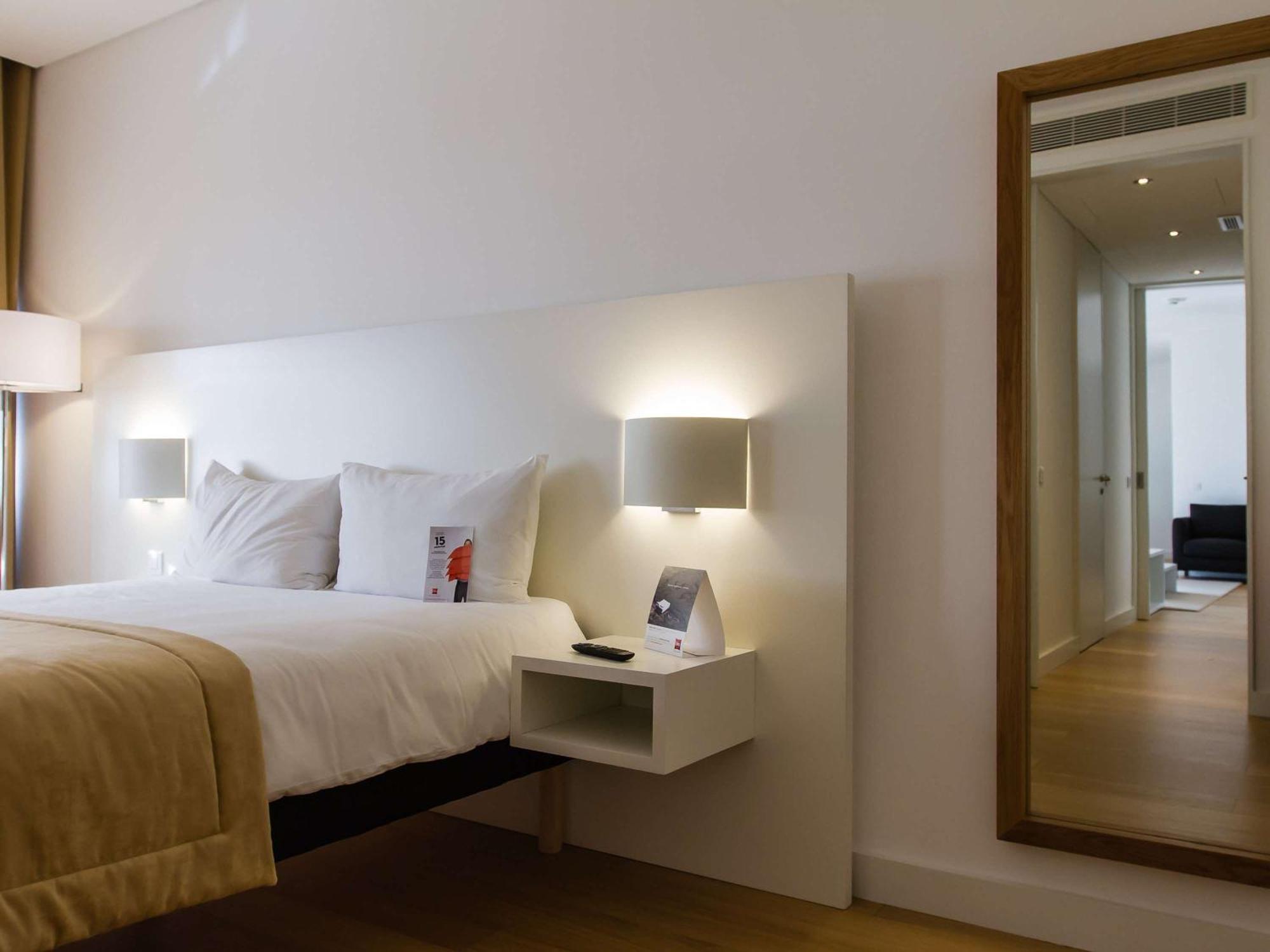 Hotel Ibis Lisboa Parque Das Nacoes Екстер'єр фото